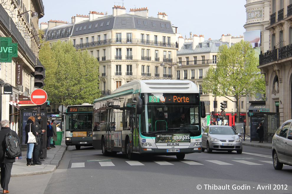 Bus 9971 (BS-102-AN) sur la ligne 21 (RATP) à Havre - Caumartin (Paris)