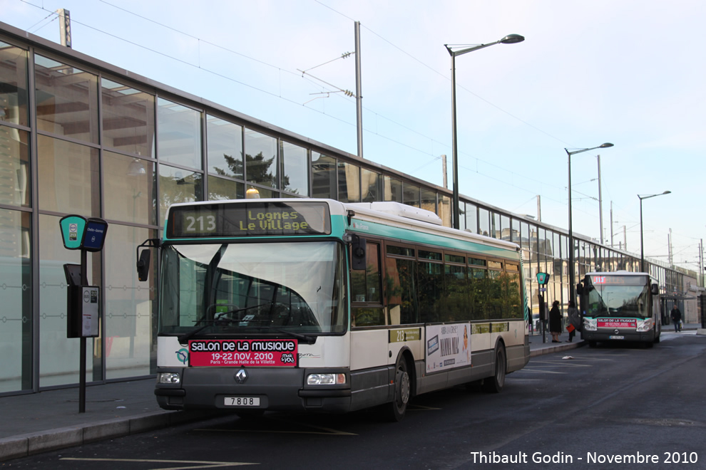 Bus 7808 sur la ligne 213 (RATP) à Chelles