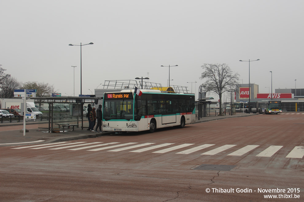 Bus 4273 (BX-131-WX) sur la ligne 216 (RATP) à Chevilly-Larue