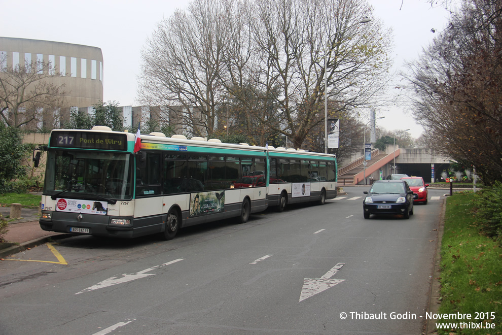Bus 7267 (865 QAZ 75) sur la ligne 217 (RATP) à Créteil