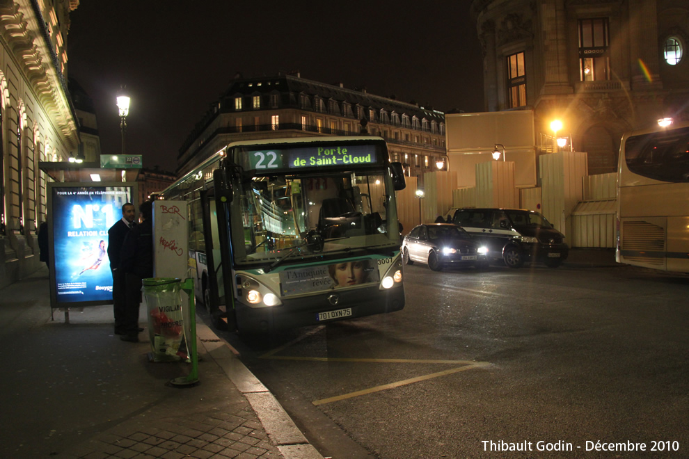 Bus 3007 (701 QXN 75) sur la ligne 22 (RATP) à Opéra (Paris)