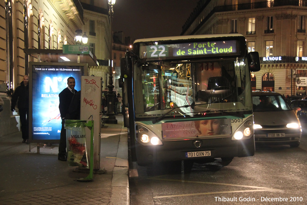 Bus 3007 (701 QXN 75) sur la ligne 22 (RATP) à Opéra (Paris)