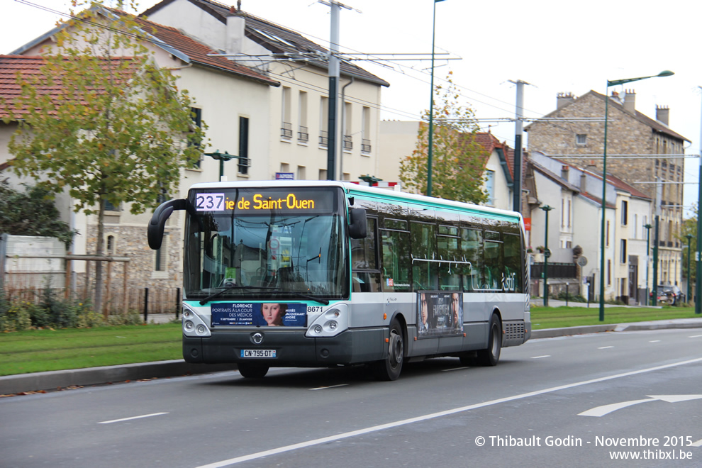 Bus 8671 (CN-795-DT) sur la ligne 237 (RATP) à Épinay-sur-Seine