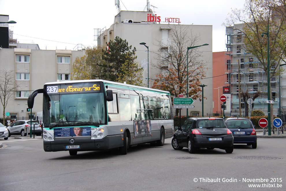 Bus 8671 (CN-795-DT) sur la ligne 237 (RATP) à Épinay-sur-Seine