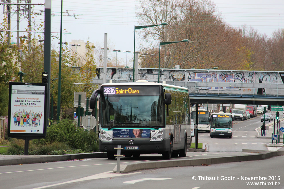 Bus 8671 (CN-795-DT) sur la ligne 237 (RATP) à Épinay-sur-Seine