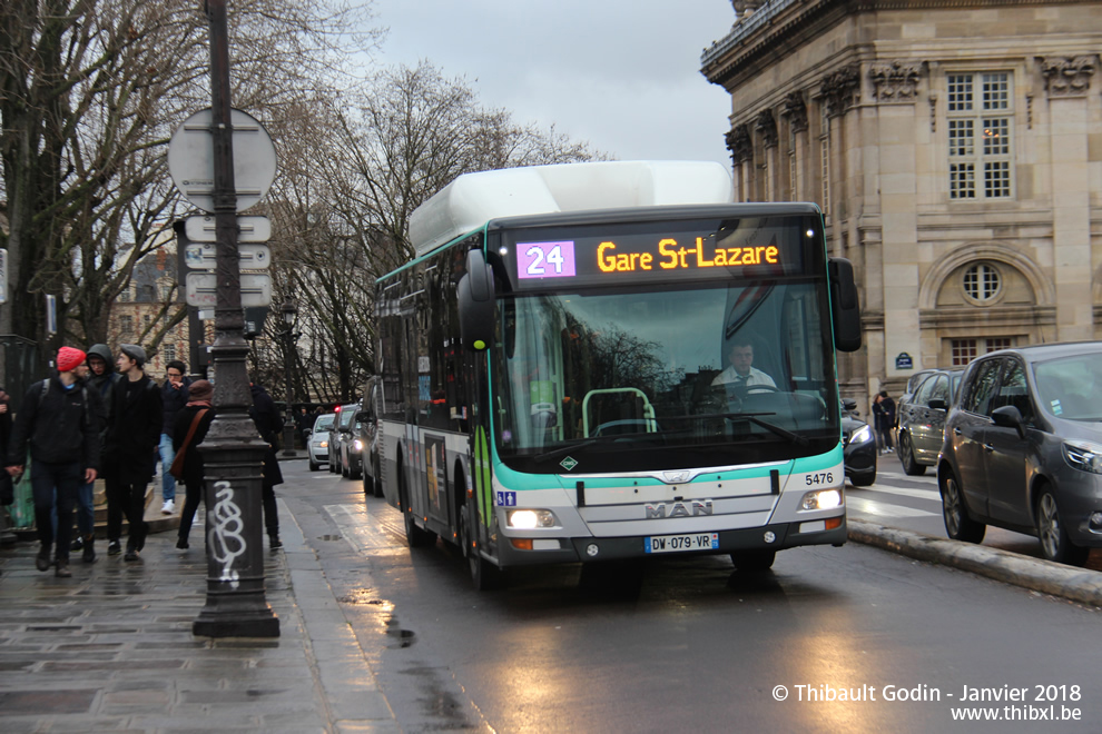 Bus 5476 (DW-079-VR) sur la ligne 24 (RATP) à Pont Neuf (Paris)