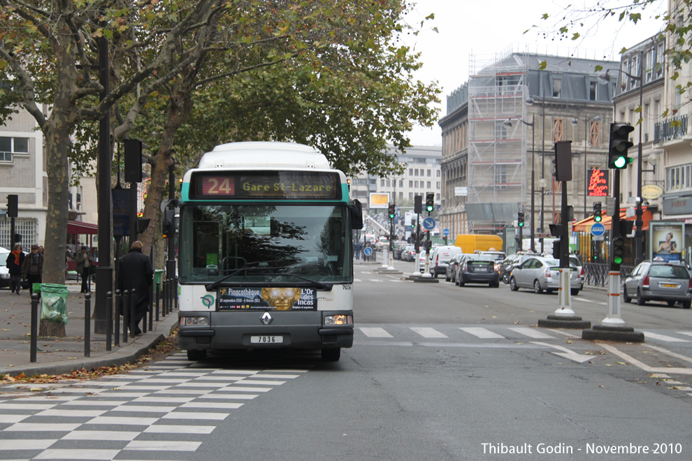 Bus 7036 sur la ligne 24 (RATP) à Quai de la Rapée (Paris)