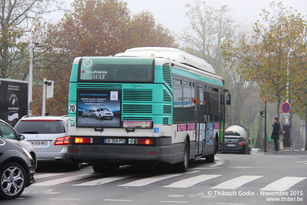 Bus 7022 (CK-354-PY) sur la ligne 24 (RATP) à Gare d’Austerlitz (Paris)