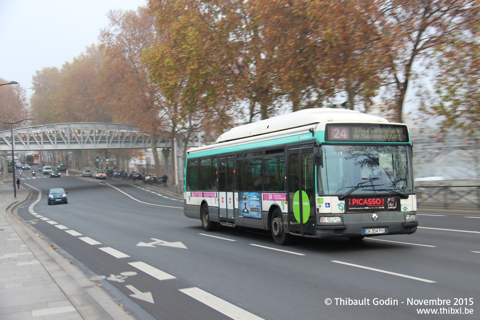 Bus 7022 (CK-354-PY) sur la ligne 24 (RATP) à Gare d'Austerlitz (Paris)