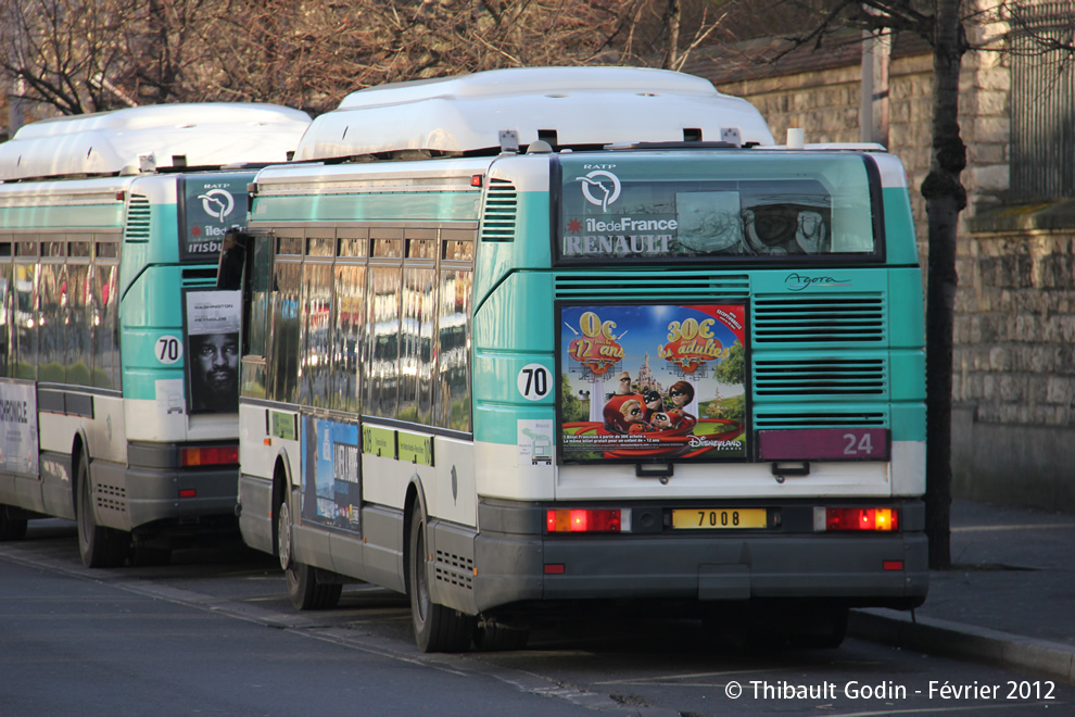 Bus 7008 sur la ligne 24 (RATP) à Maisons-Alfort