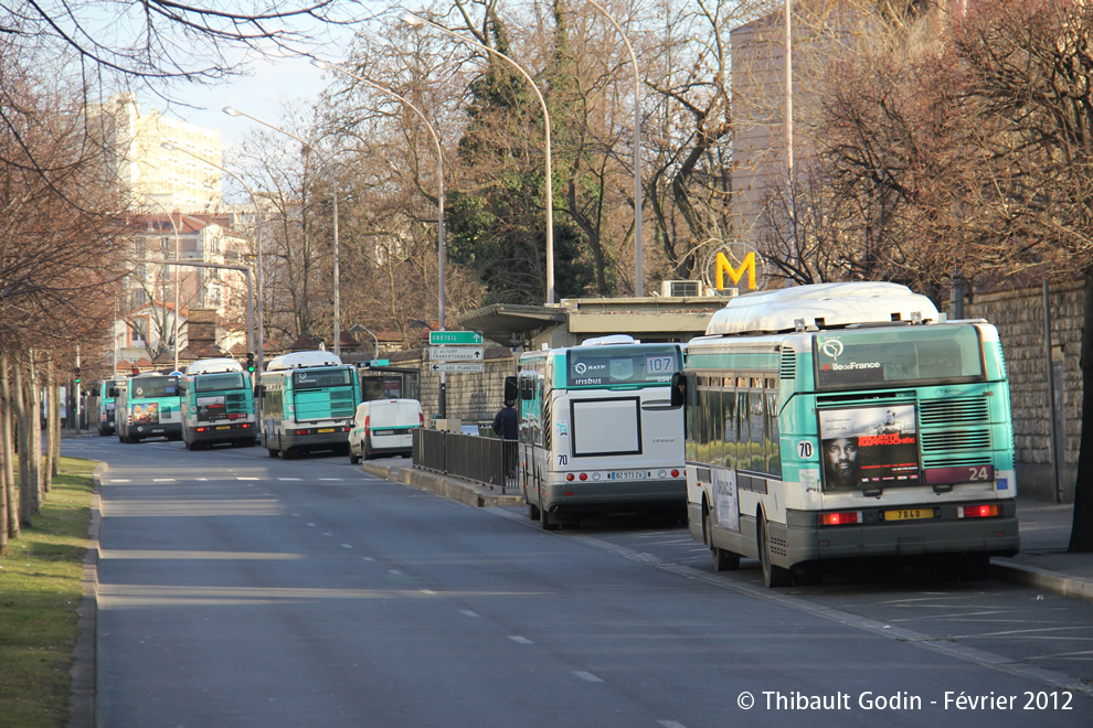 Bus 7040 sur la ligne 24 (RATP) à Maisons-Alfort