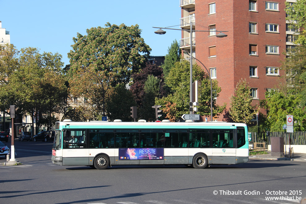 Bus 8373 (275 QDV 75) sur la ligne 249 (RATP) à Porte des Lilas (Paris)