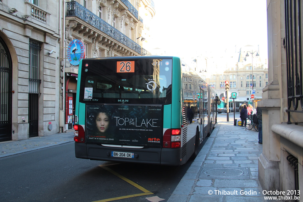 Bus 4741 (BN-204-DK) sur la ligne 26 (RATP) à Gare Saint-Lazare (Paris)