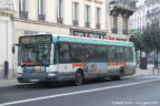 Bus 7212 (361 PZP 75) sur la ligne 26 (RATP) à Notre-Dame-de-Lorette (Paris)