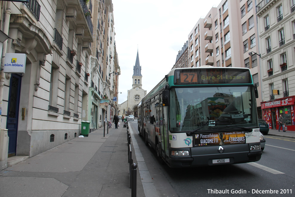 Bus 4506 sur la ligne 27 (RATP) à Nationale (Paris)