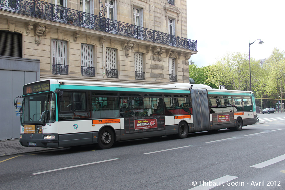 Bus 1538 (BV-367-ZC) sur la ligne 27 (RATP) à Luxembourg (Paris)