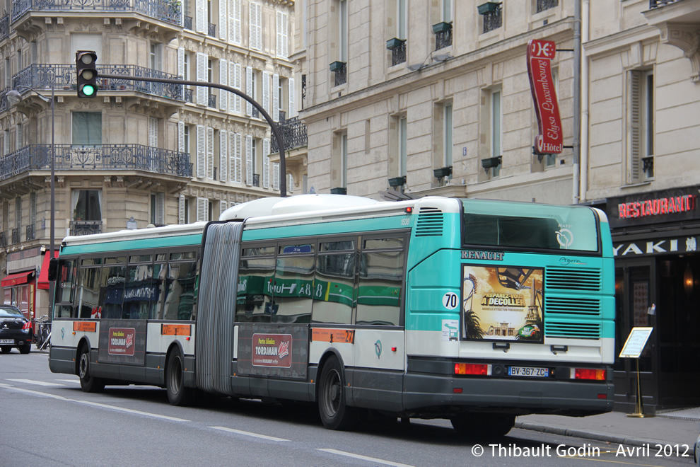 Bus 1538 (BV-367-ZC) sur la ligne 27 (RATP) à Luxembourg (Paris)