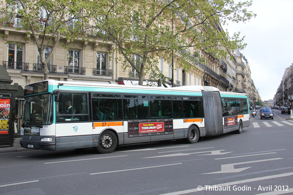 Bus 4495 sur la ligne 27 (RATP) à Luxembourg (Paris)