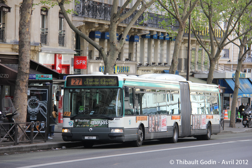 Bus 4517 sur la ligne 27 (RATP) à Cluny - La Sorbonne (Paris)