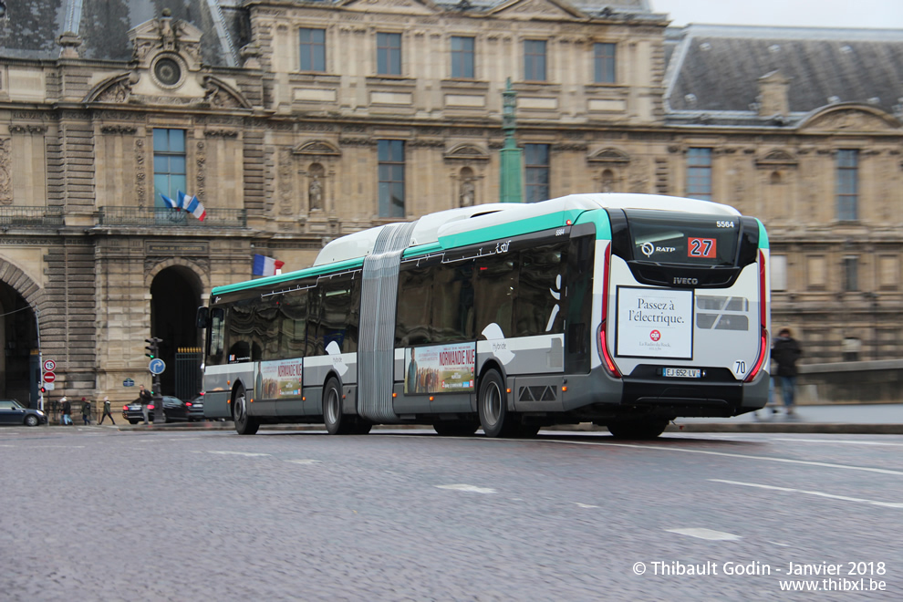 Bus 5564 (EJ-652-LV) sur la ligne 27 (RATP) à Pont du Carrousel (Paris)