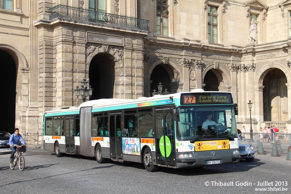 Bus 1539 (BV-535-ZC) sur la ligne 27 (RATP) à Musée du Louvre (Paris)