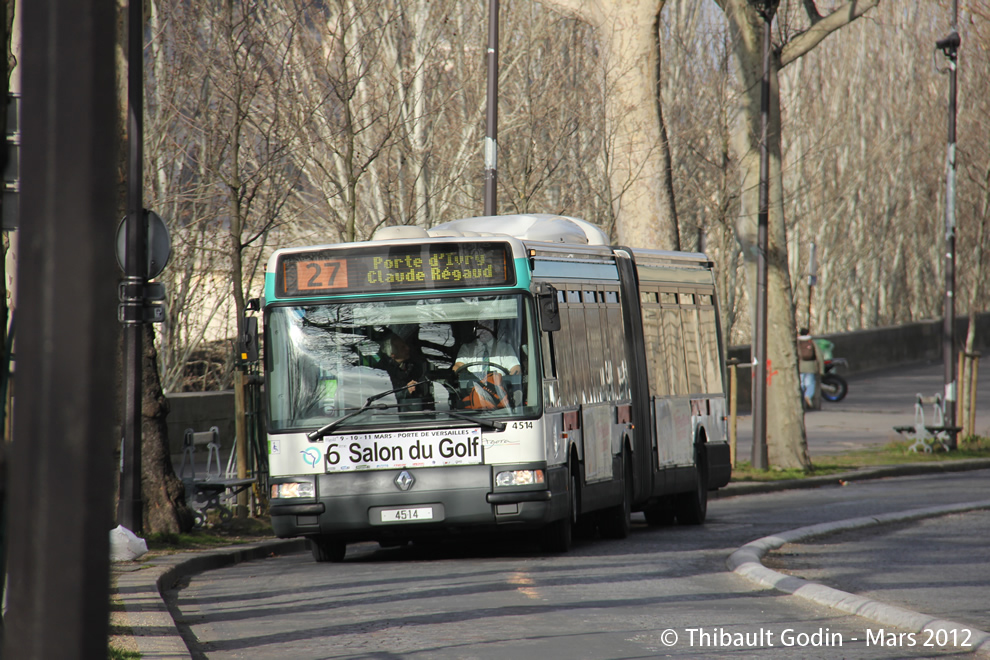 Bus 4514 sur la ligne 27 (RATP) à Louvre - Rivoli (Paris)
