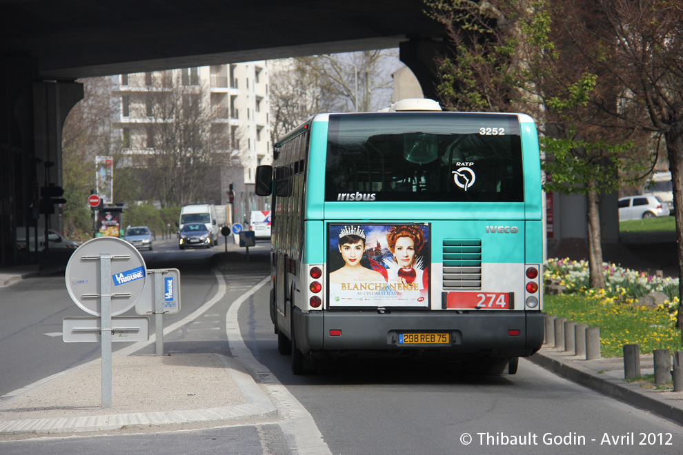 Bus 3252 (298 REB 75) sur la ligne 274 (RATP) à Saint-Denis