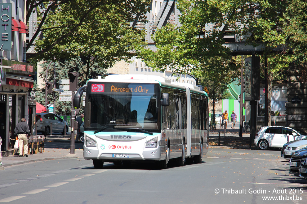 Bus 4465 (DT-772-VY) sur la ligne 283 (Orlybus - RATP) à Glacière (Paris)