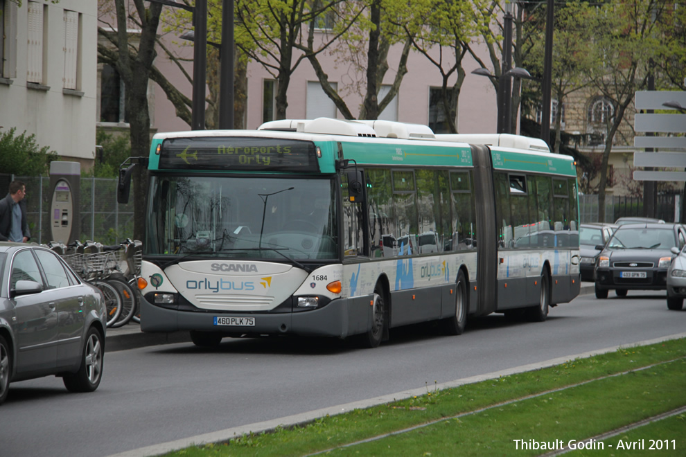 Bus 1684 (460 PLK 75) sur la ligne 283 (Orlybus - RATP) à Porte de Gentilly (Paris)