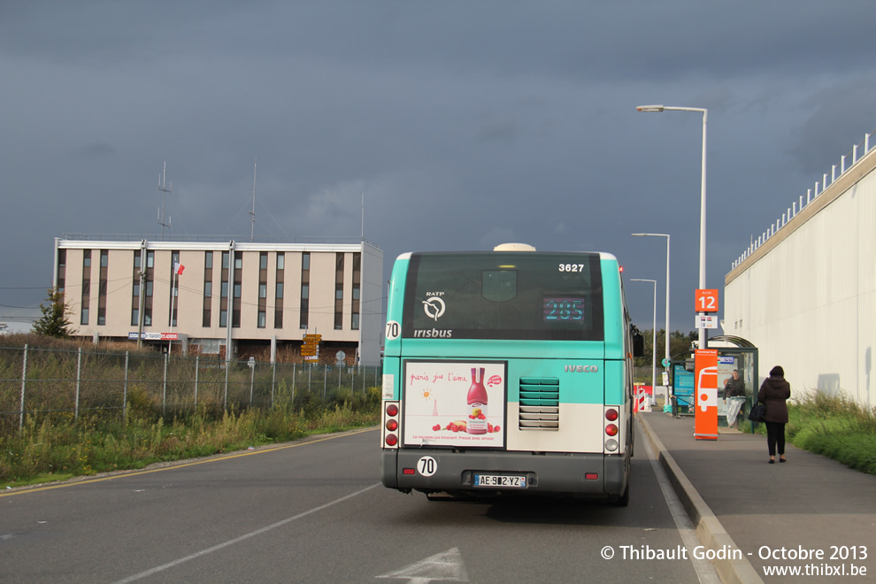 Bus 3627 (AE-902-YZ) sur la ligne 285 (RATP) à Orly