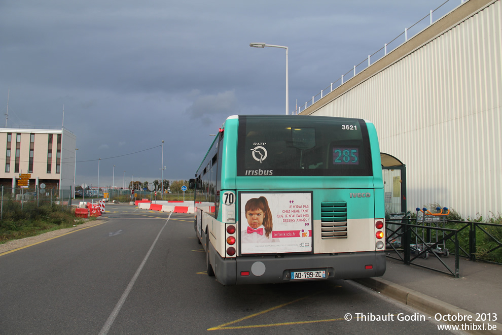 Bus 3621 (AD-799-ZC) sur la ligne 285 (RATP) à Orly