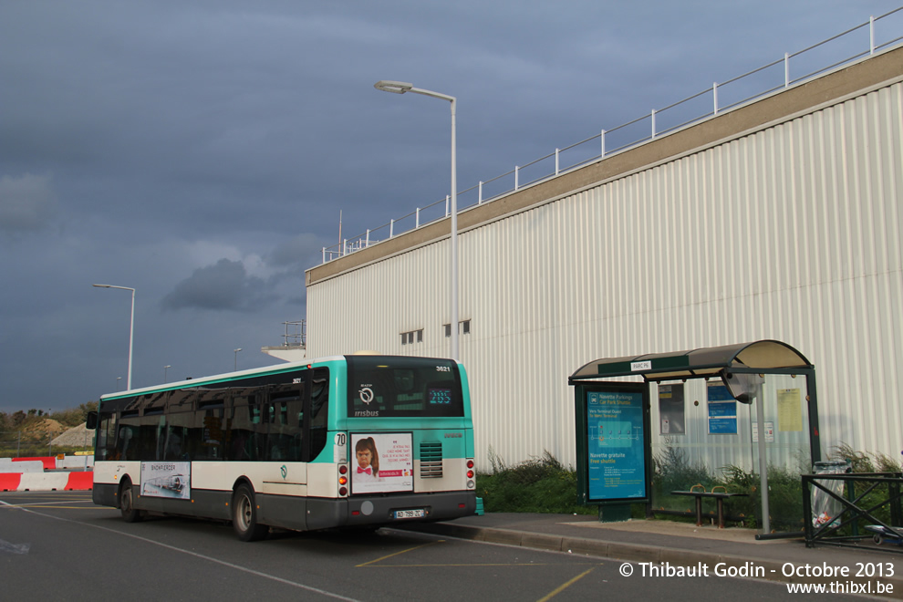 Bus 3621 (AD-799-ZC) sur la ligne 285 (RATP) à Orly