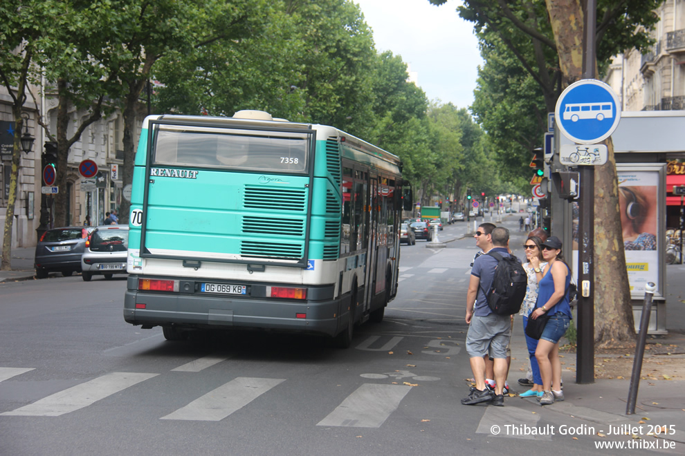 Bus 7358 (DG-069-KB) sur la ligne 29 (RATP) à Havre - Caumartin (Paris)