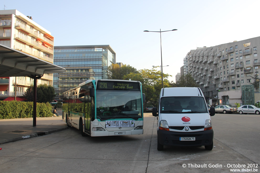 Bus 4253 sur la ligne 291 (RATP) à Boulogne-Billancourt