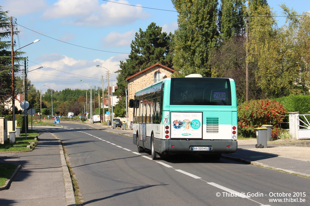 Bus 3477 (AA-320-HS) sur la ligne 294 (RATP) à Igny