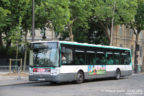 Bus 3432 (547 RNA 75) sur la ligne 30 (RATP) à Charles de Gaulle – Étoile (Paris)