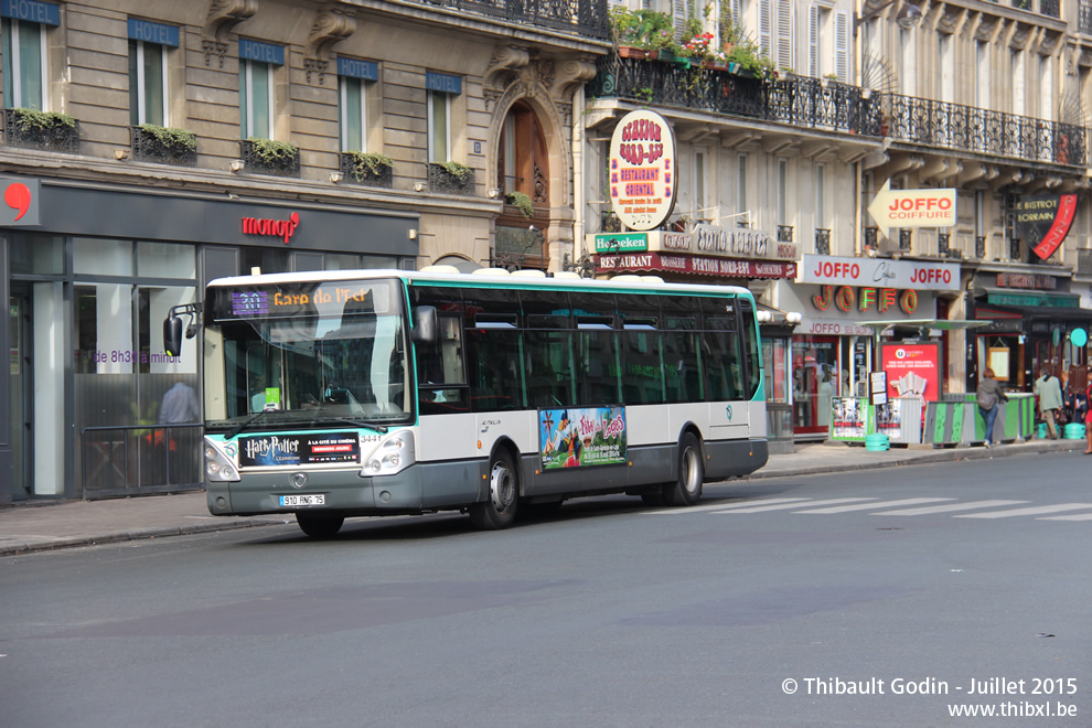 Bus 3441 (910 RNG 75) sur la ligne 30 (RATP) à Gare de l'Est (Paris)
