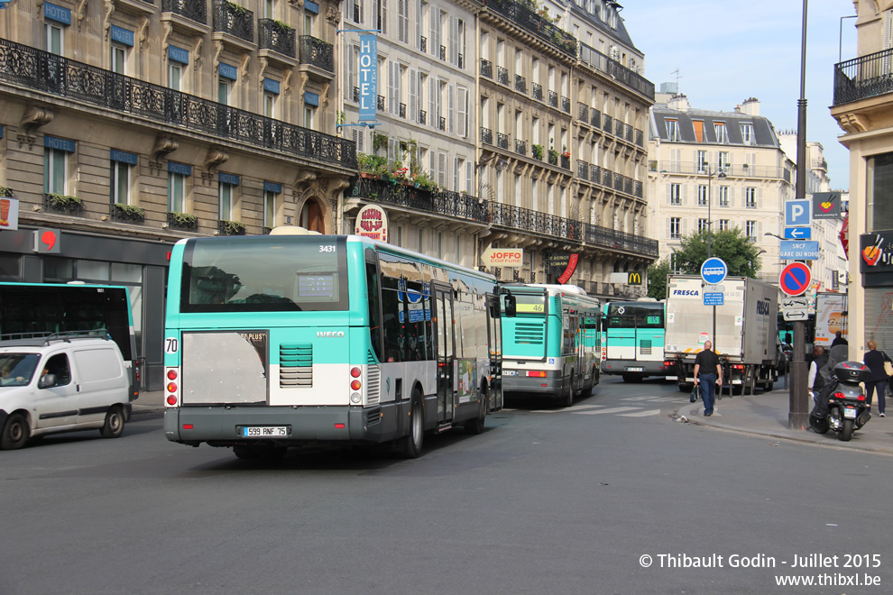 Bus 3431 (599 RNF 75) sur la ligne 30 (RATP) à Gare de l'Est (Paris)