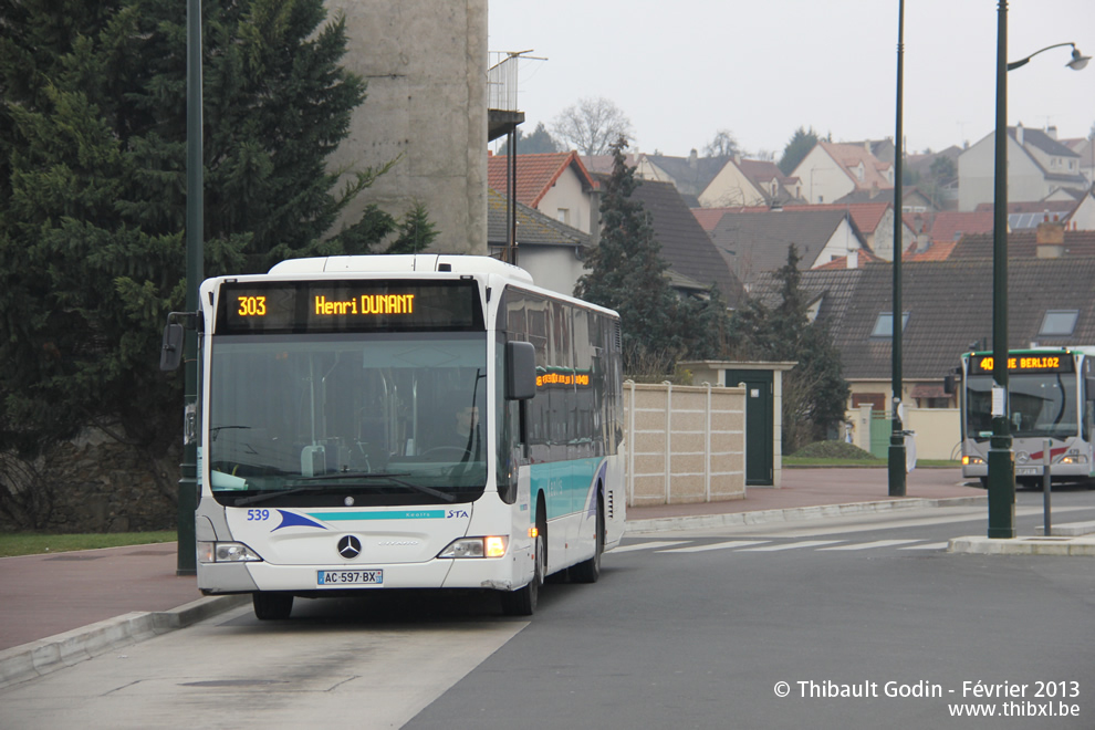 Bus 539 (AC-597-BX) sur la ligne 303 (Seine Essonne Bus) à Corbeil-Essonnes