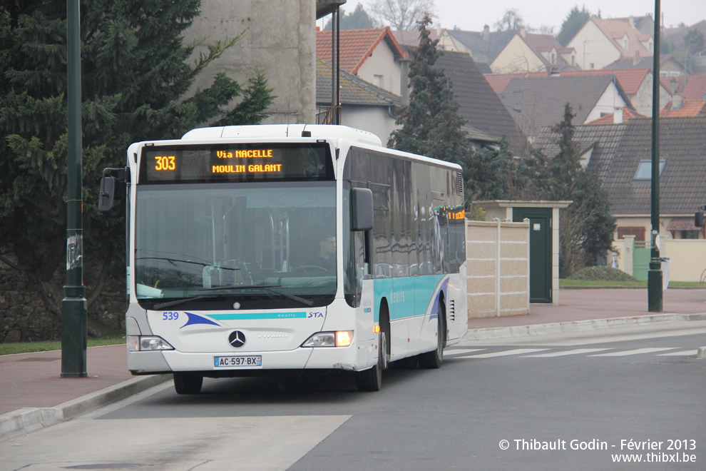 Bus 539 (AC-597-BX) sur la ligne 303 (Seine Essonne Bus) à Corbeil-Essonnes