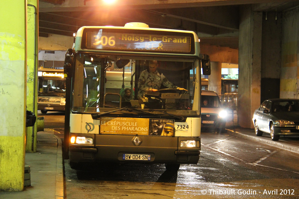 Bus 7324 (BW-004-SN) sur la ligne 306 (RATP) à Noisy-le-Grand