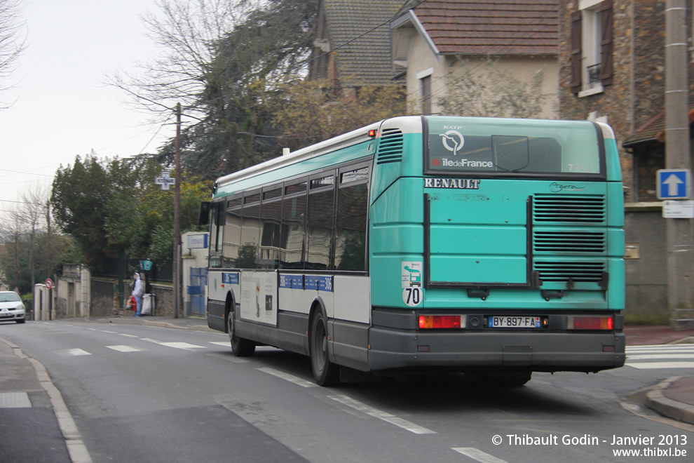 Bus 7312 (BY-897-FA) sur la ligne 306 (RATP) à Villiers-sur-Marne