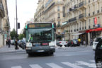 Bus 1716 (DF-217-DF) sur la ligne 31 (RATP) à Malesherbes (Paris)
