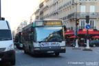 Bus 7381 (696 QDA 75) sur la ligne 32 (RATP) à Cadet (Paris)