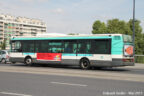 Bus 7701 (888 QBP 75) sur la ligne 325 (RATP) à Saint-Maurice