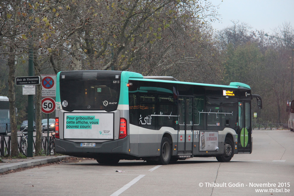 Bus 6813 (DM-480-SC) sur la ligne 325 (RATP) à Château de Vincennes (Paris)