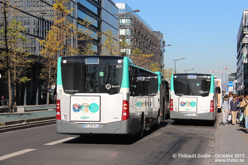 Bus 6828 (DN-368-KY) et 6831 (DP-938-BG) sur la ligne 325 (RATP) à Bibliothèque François Mitterrand (Paris)