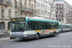 Bus 7883 sur la ligne 341 (RATP) à Charles de Gaulle – Étoile (Paris)