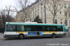 Bus 7877 sur la ligne 341 (RATP) à Charles de Gaulle – Étoile (Paris)