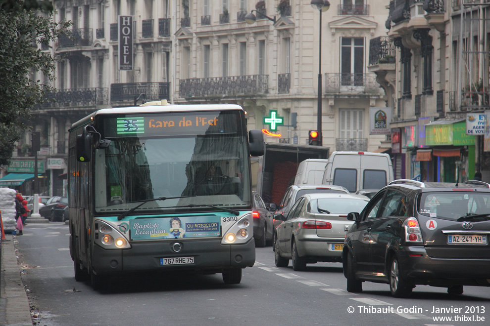 Bus 3380 (767 RHE 75) sur la ligne 35 (RATP) à Gare du Nord (Paris)